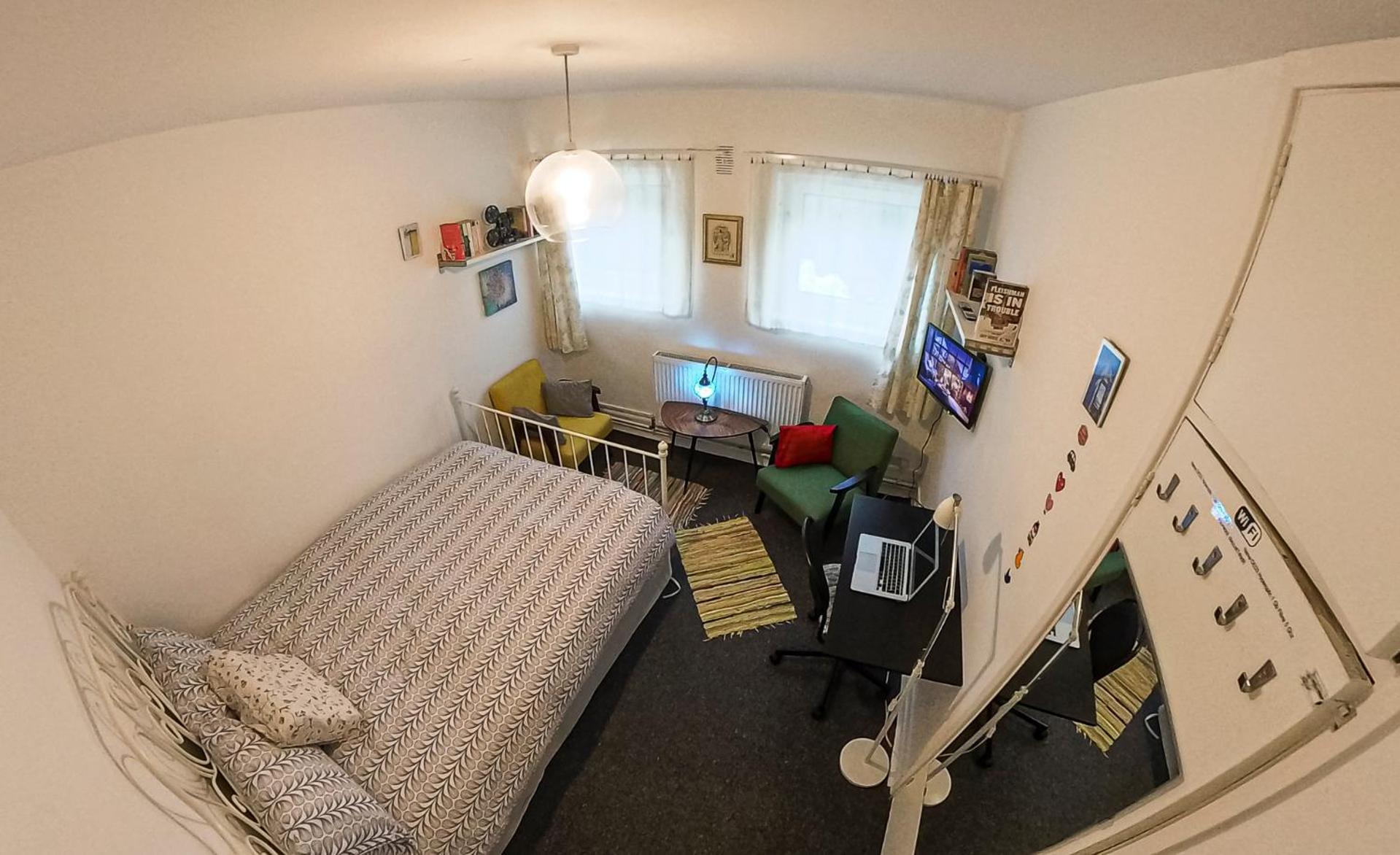 Centrally Located Comfortable In Privatunterkunft