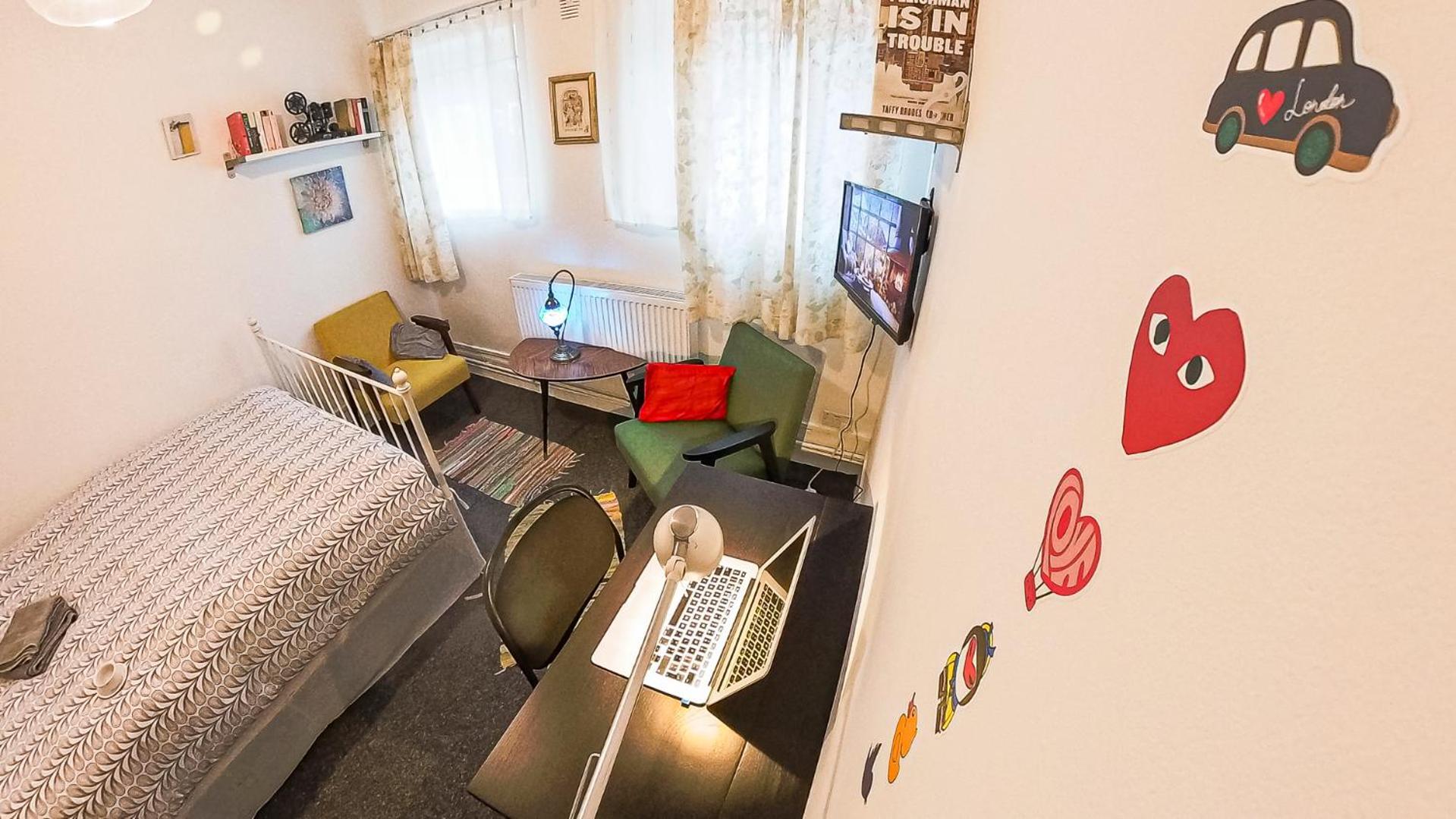 Privatunterkunft Centrally Located Comfortable In *